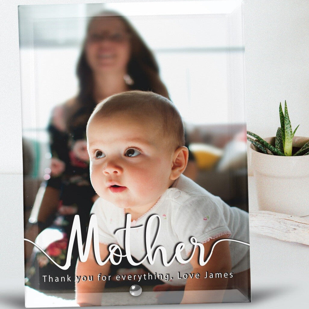 Personalised Glass Tile from Happy Look | South Africa – Stunning decorative art piece with customizable text. Perfect for Mother's Day, birthdays, or any occasion celebrating loved ones and customisable with a personal message. A thoughtful gift that brings joy and lasting memories. Shop now!