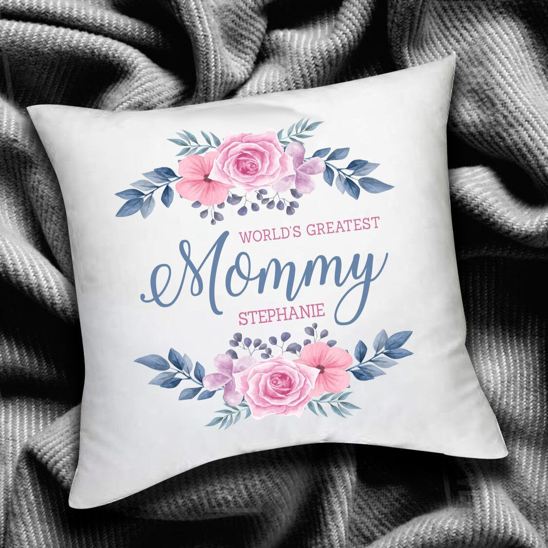 Personalised World's Greatest Mommy Cushion from Happy Look | South Africa – Decorated with beautiful flowers and a loving title. Perfect for Mother's Day or birthdays and customisable with names. A thoughtful gift that brings joy and lasting memories. Shop now!