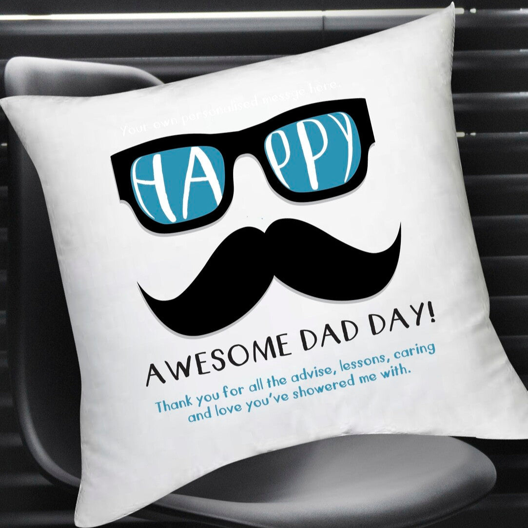  Personalised Cushion from Happy Look | South Africa – Celebrating "Awesome Dad Day" with a heartfelt thank you message. Perfect for Father's Day and customisable with your choice of name. A thoughtful gift that brings joy and lasting memories. Shop now!